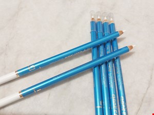 مداد سفید پوکه بلند دوسه Doucce white penci
